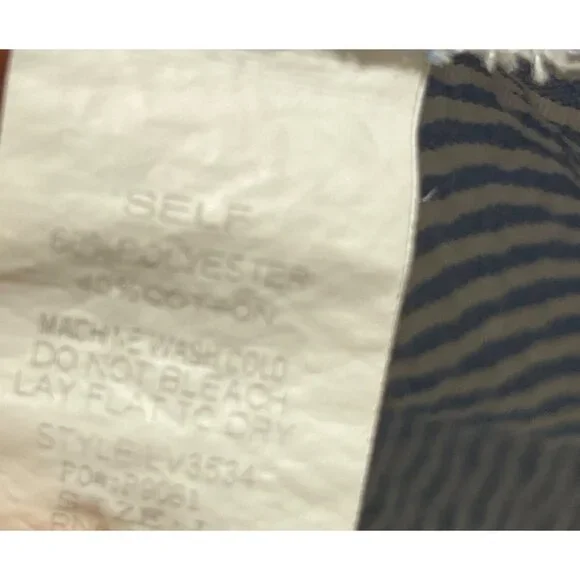 L Love Top Seersucker Blue White Size L Large Ruffle Cap Sleeve - Picture 7 of 7